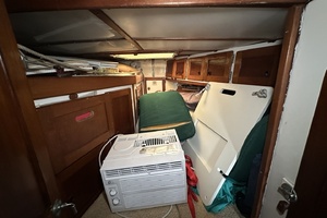 BRICK HOUSE 39ft Valiant Yacht For Sale