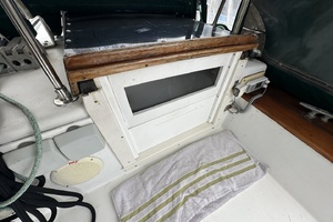 BRICK HOUSE 39ft Valiant Yacht For Sale
