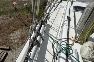 BRICK HOUSE 39ft Valiant Yacht For Sale