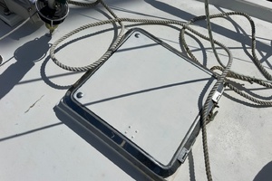 BRICK HOUSE 39ft Valiant Yacht For Sale