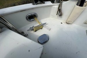 BRICK HOUSE 39ft Valiant Yacht For Sale