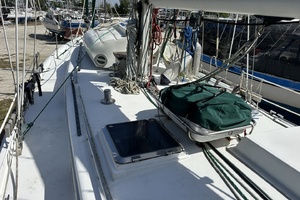 BRICK HOUSE 39ft Valiant Yacht For Sale
