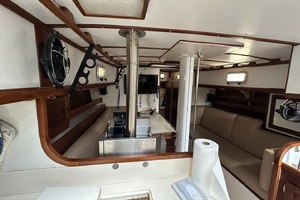 BRICK HOUSE 39ft Valiant Yacht For Sale