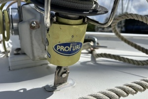 BRICK HOUSE 39ft Valiant Yacht For Sale