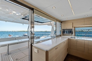 2022 Aquila 54 Yacht thumbnail 18