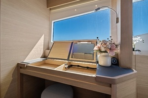 2022 Aquila 54 Yacht thumbnail 39