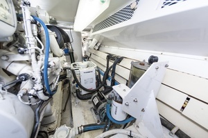 2000 Viking Cockpit Sport Yacht thumbnail 59