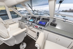 2000 Viking Cockpit Sport Yacht thumbnail 15