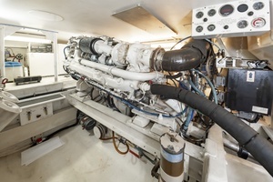 2000 Viking Cockpit Sport Yacht thumbnail 53