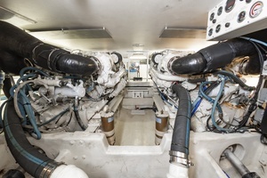 2000 Viking Cockpit Sport Yacht thumbnail 55