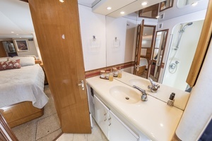 2000 Viking Cockpit Sport Yacht thumbnail 36