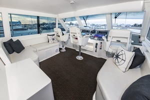 2000 Viking Cockpit Sport Yacht thumbnail 10