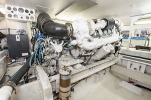 2000 Viking Cockpit Sport Yacht thumbnail 54