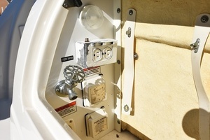 2008 Sea Ray Sundancer 260 thumbnail 11