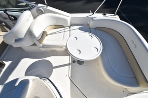2008 Sea Ray Sundancer 260 thumbnail 13