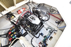 See Squirts 26ft Sea Ray Yacht For Sale