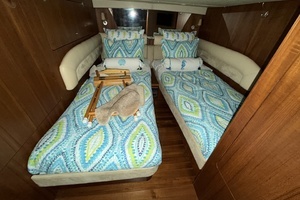 2006 Tiara Yachts 43 Sovran thumbnail 20