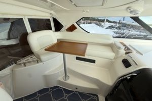 2006 Tiara Yachts 43 Sovran thumbnail 5