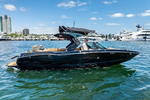 2024 Mastercraft X24 thumbnail 1