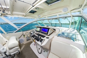 Loaner  37ft Grady White Yacht For Sale