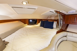 Loaner  37ft Grady White Yacht For Sale