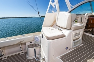 2014 Grady-White Express 370 thumbnail 29
