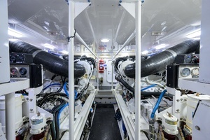 2008 Viking 68 Convertible thumbnail 43