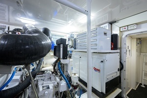 2008 Viking 68 Convertible thumbnail 45