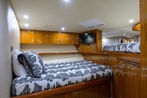 2008 Viking 68 Convertible thumbnail 20