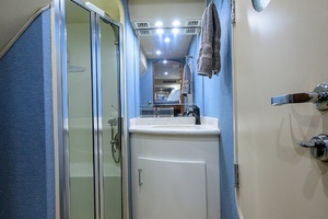 2008 Viking 68 Convertible thumbnail 25