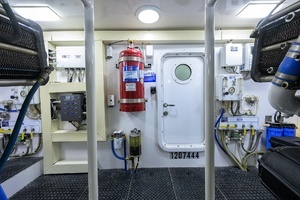 2008 Viking 68 Convertible thumbnail 48