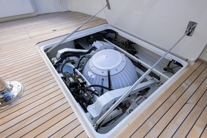 2008 Viking 68 Convertible thumbnail 32