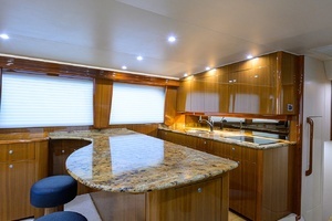 2008 Viking 68 Convertible thumbnail 10
