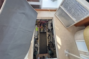 Hobe 34ft Silverton Yacht For Sale