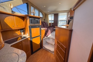 Hobe 34ft Silverton Yacht For Sale