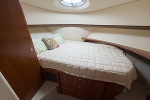 Hobe 34ft Silverton Yacht For Sale