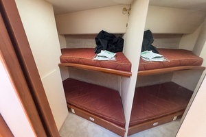 Hobe 34ft Silverton Yacht For Sale