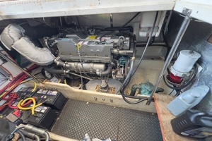 Hobe 34ft Silverton Yacht For Sale