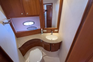 Hobe 34ft Silverton Yacht For Sale