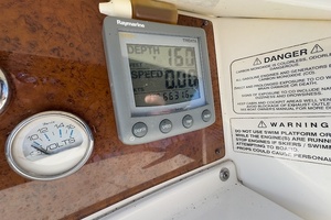 Hobe 34ft Silverton Yacht For Sale