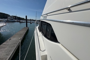 Hobe 34ft Silverton Yacht For Sale
