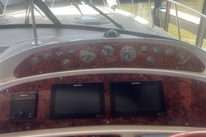 Photo 6013432 for 1999 Maxum 4100 SCR AT EASE 