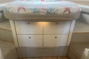 Photo 6013441 for 1999 Maxum 4100 SCR AT EASE 