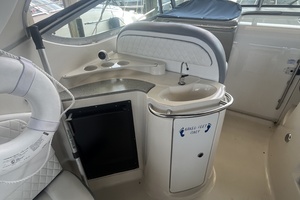 Photo 6013421 for 1999 Maxum 4100 SCR AT EASE 