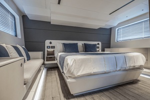 57ft Astondoa Yacht For Sale