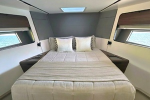 57ft Astondoa Yacht For Sale