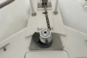 1998 Mainship 350 Trawler thumbnail 31