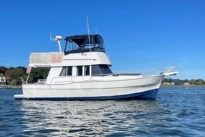 1998 Mainship 350 Trawler thumbnail 1