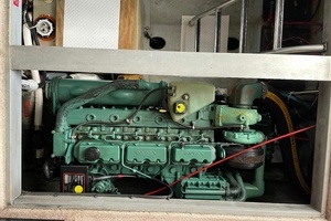 1998 Mainship 350 Trawler thumbnail 22