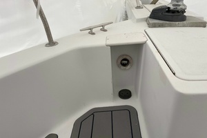 1998 Mainship 350 Trawler thumbnail 29